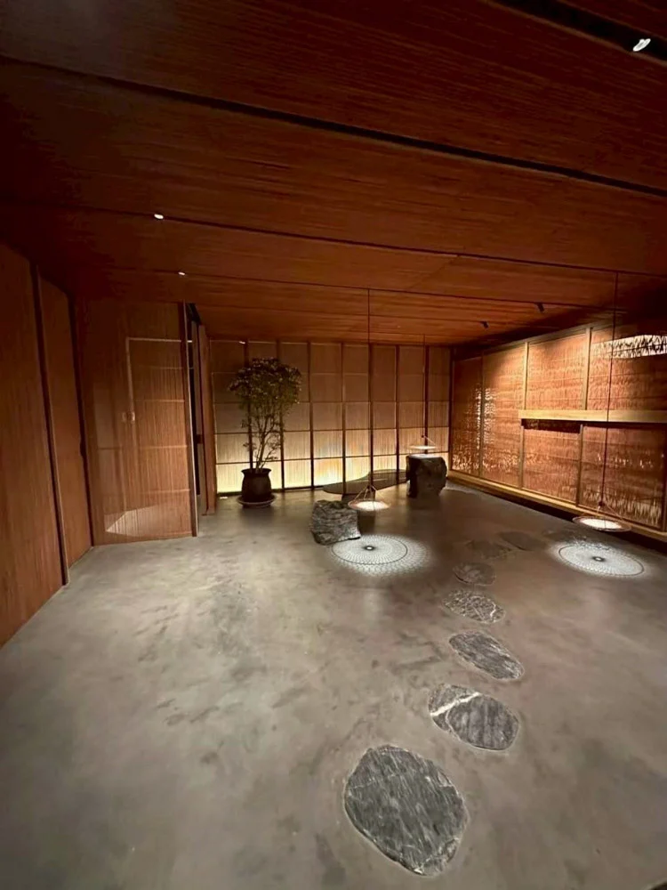 Featured Projects-114