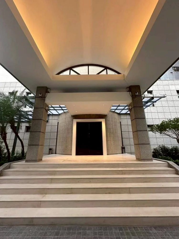 Featured Projects-118